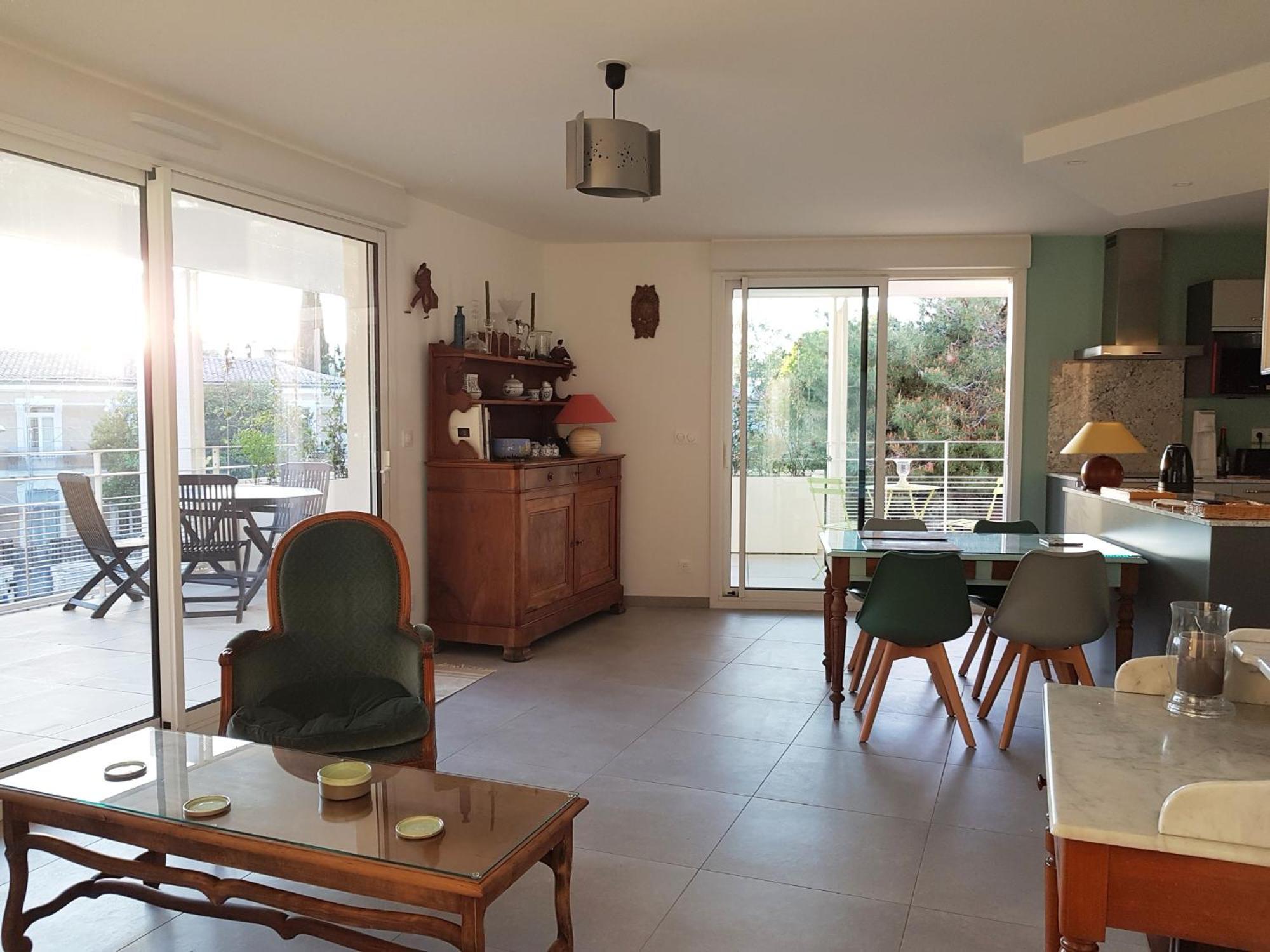 Appartement Centre Ville Beaux Arts 2 Personnes Calme Et Confort Montpellier Exteriör bild